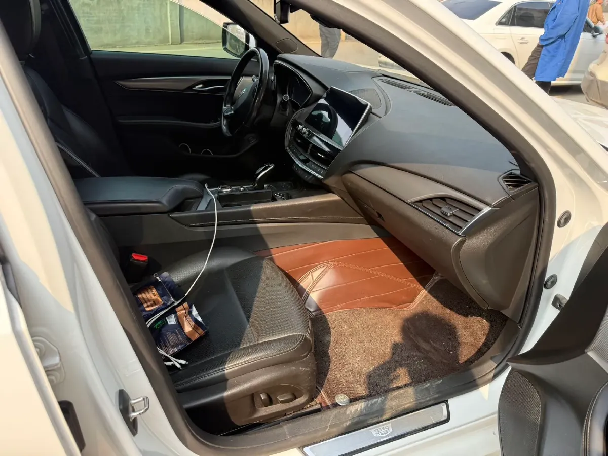 2021 Cadillac CT5 2.0T 237HP L4 10AT,autocango,china used car exporter,china ev exporter,chinese used car exporter,chinese used ev exporter