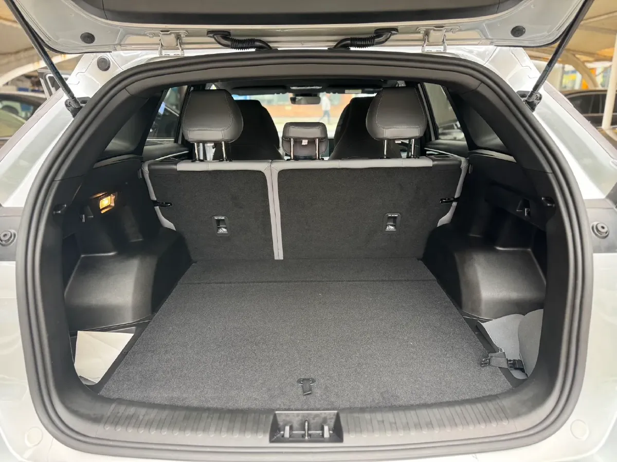 2025 Geely Galaxy L7 1.5L 112HP L4 1DHT PHEV 18.4KWH,autocango,china used car exporter,china ev exporter,chinese used car exporter,chinese used ev exporter