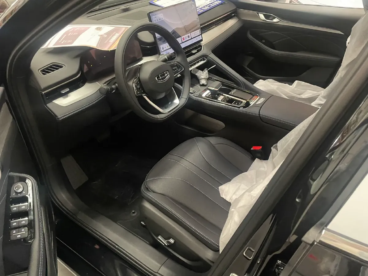 2026 Geely Preface 1.5T 181HP L4 7DCT,autocango,china used car exporter,china ev exporter,chinese used car exporter,chinese used ev exporter