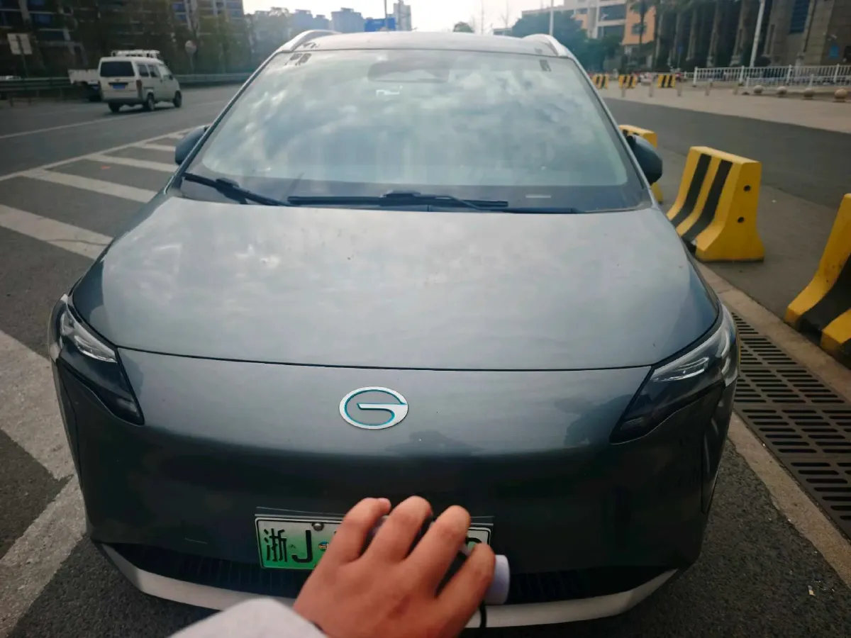 2022 Geely Okavango 1.8T 184HP L4 7DCT,autocango,china used car exporter,china ev exporter,chinese used car exporter,chinese used ev exporter