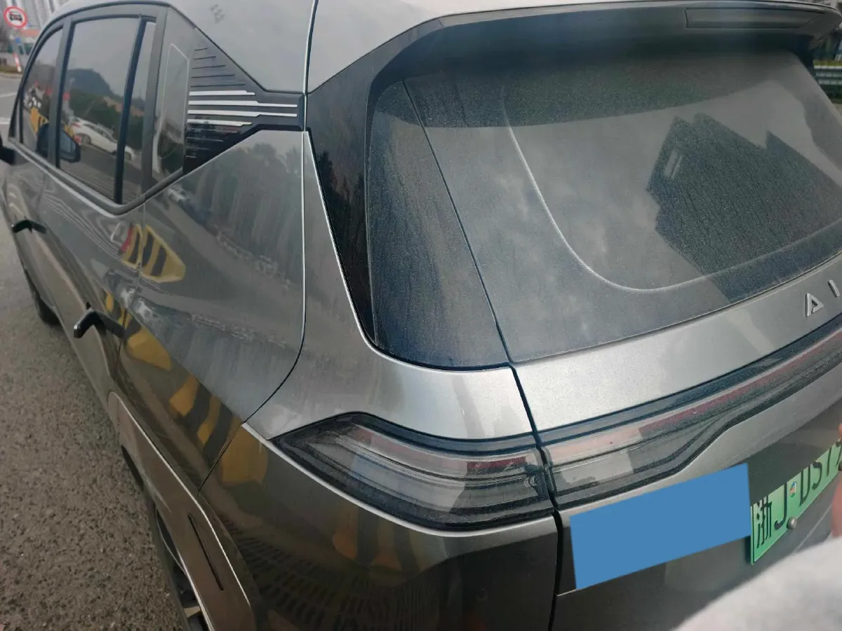 2022 Geely Okavango 1.8T 184HP L4 7DCT,autocango,china used car exporter,china ev exporter,chinese used car exporter,chinese used ev exporter