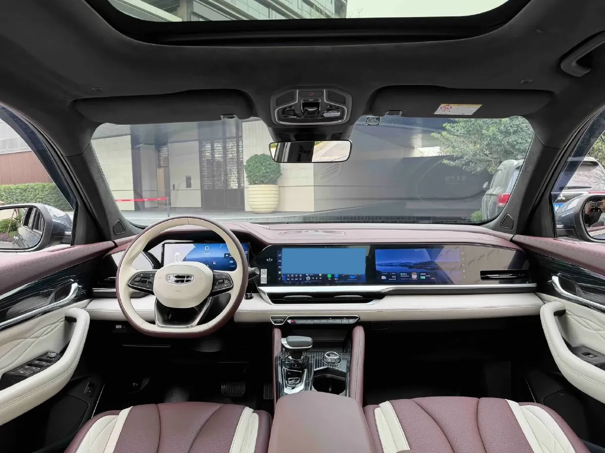 2021 Geely Monjaro 2.0T 218HP L4 7DCT,autocango,china used car exporter,china ev exporter,chinese used car exporter,chinese used ev exporter