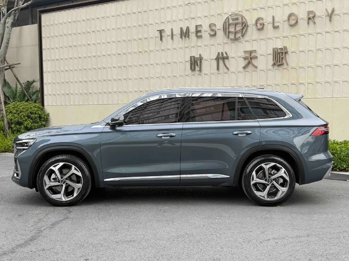 2021 Geely Monjaro 2.0T 218HP L4 7DCT,autocango,china used car exporter,china ev exporter,chinese used car exporter,chinese used ev exporter