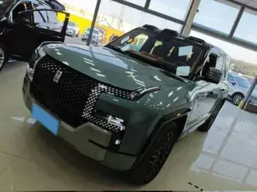 2023 YangWang U8 2.0T 272HP L4 REEV 49.05KWH