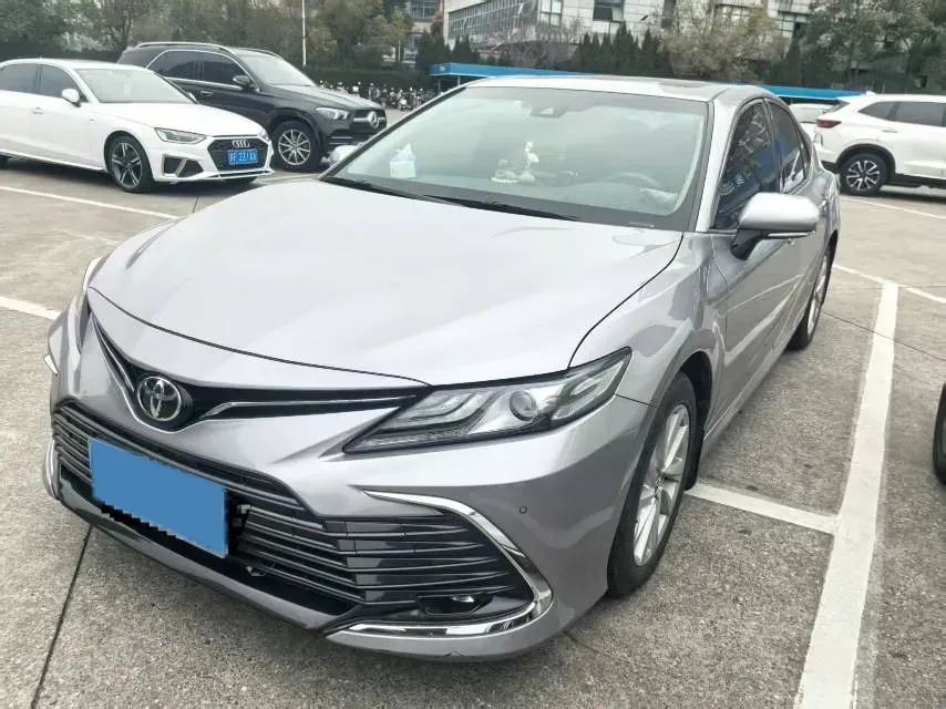 2023 Toyota Camry 2.0L 177HP L4 CVT,autocango,china used car exporter,china ev exporter,chinese used car exporter,chinese used ev exporter