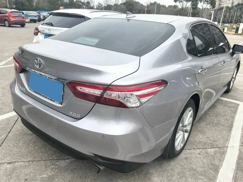 2023 Toyota Camry 2.0L 177HP L4 CVT,autocango,china used car exporter,china ev exporter,chinese used car exporter,chinese used ev exporter