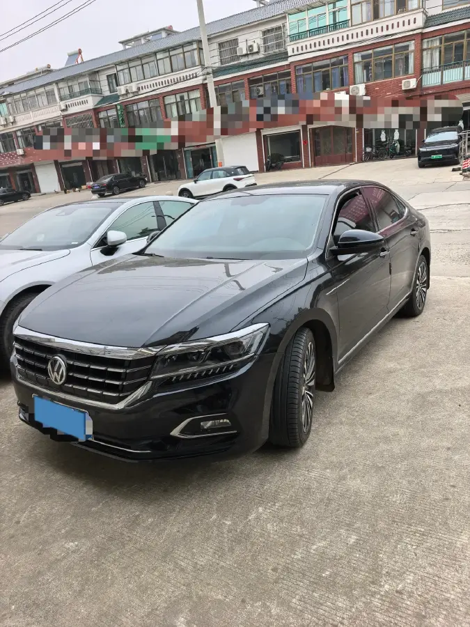 2019 Volvo V40 1.5T 152HP L4 6AT