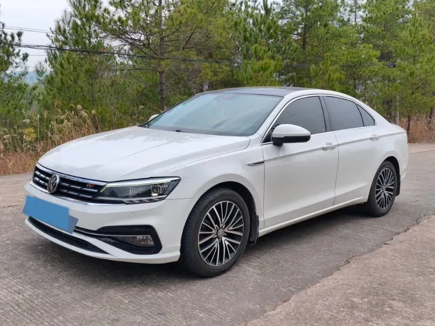 2019 Volkswagen Tayron 2.0T 186HP L4 7DCT,autocango,china used car exporter,china ev exporter,chinese used car exporter,chinese used ev exporter