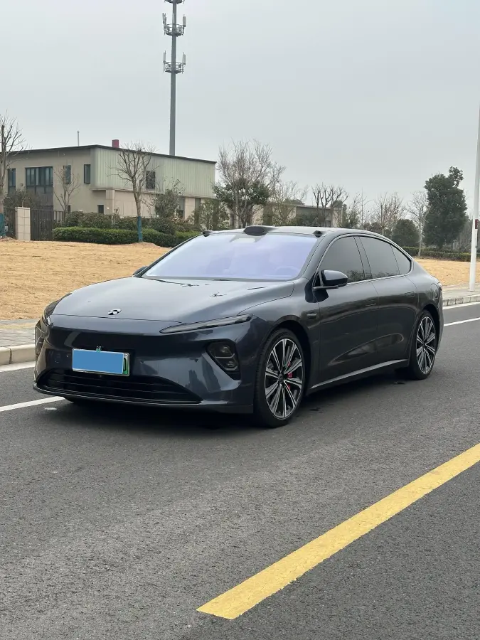 2024 NIO ET7 BEV 75KWH
