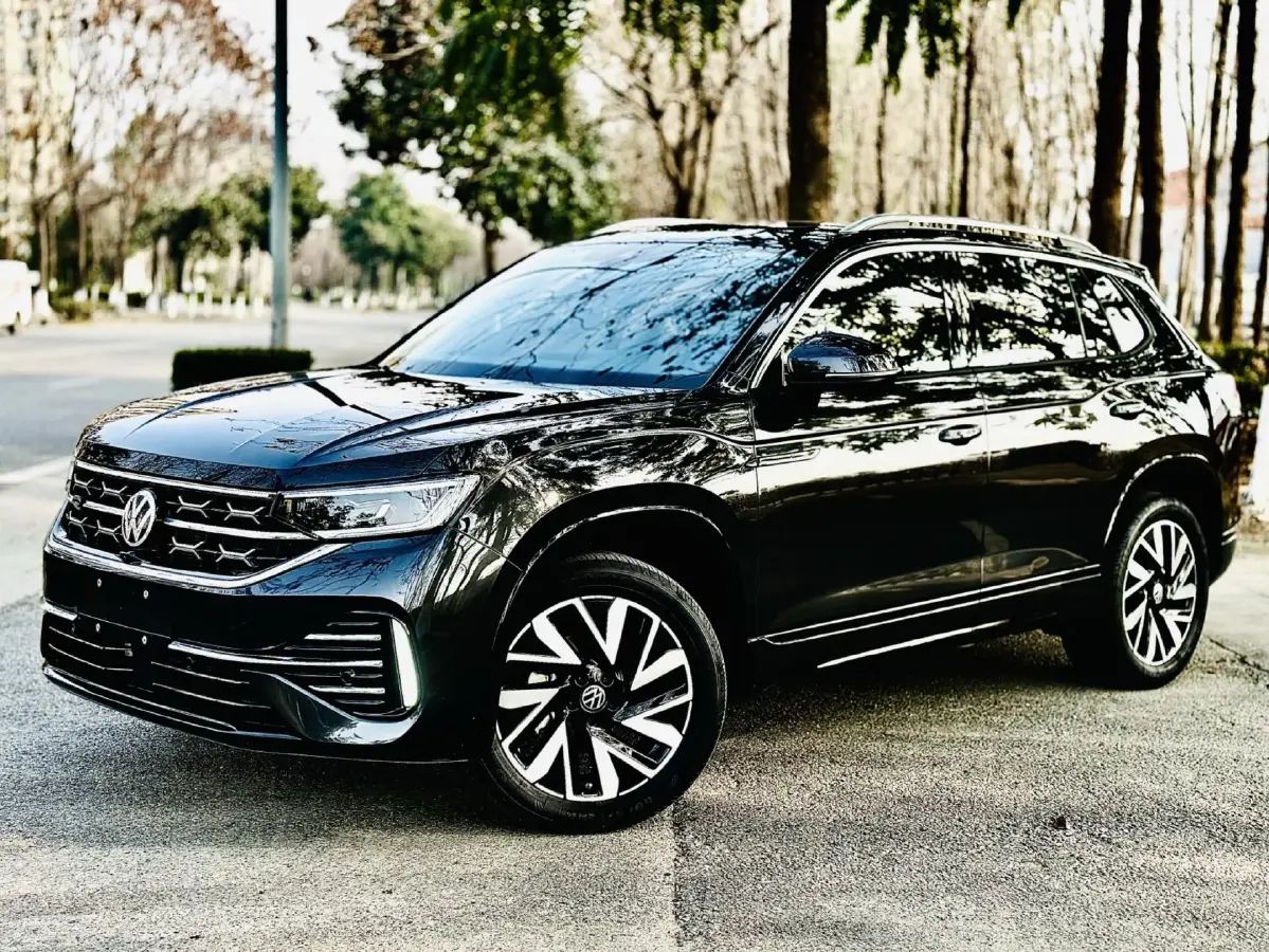 2023 Volkswagen Tayron 2.0T 186HP L4 7DCT