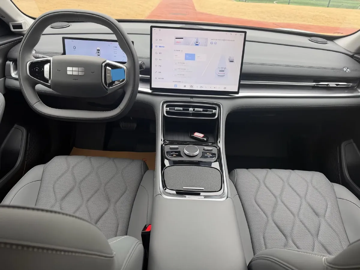 2025 Geely Galaxy A7 1.5L 112HP L4 1DHT PHEV,autocango,china used car exporter,china ev exporter,chinese used car exporter,chinese used ev exporter