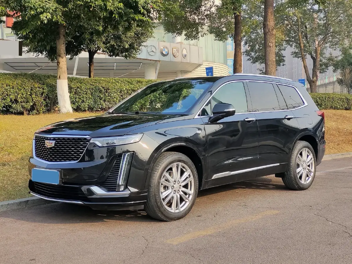 2022 Cadillac XT6 2.0T 237HP L4 9AT