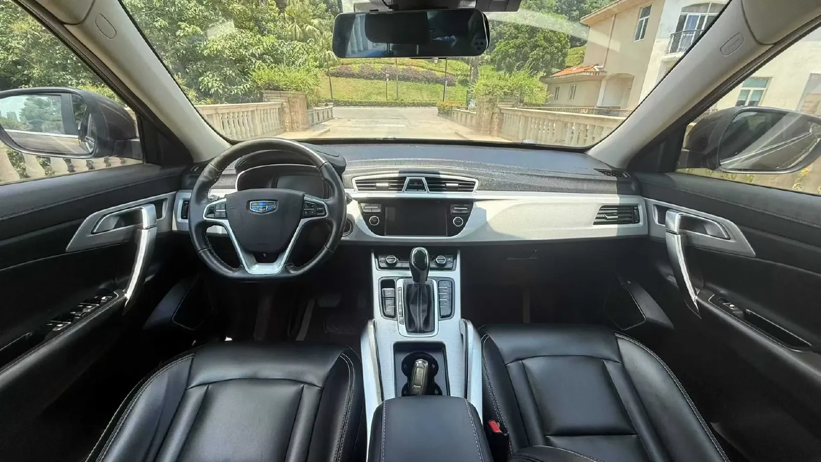 2016 Geely Azkarra 1.8T 184HP L4 6AT,autocango,china used car exporter,china ev exporter,chinese used car exporter,chinese used ev exporter