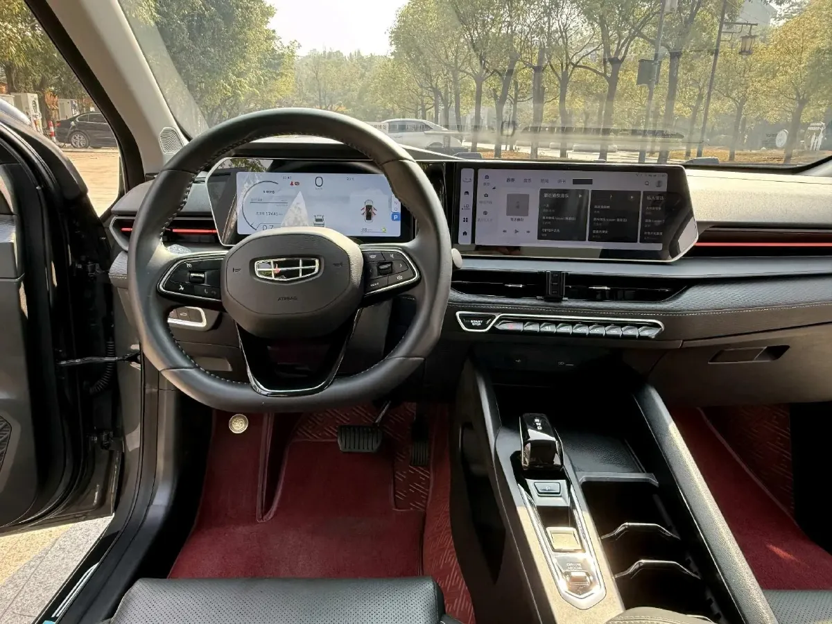 2022 Geely Binray 1.5T 181HP L4 7DCT,autocango,china used car exporter,china ev exporter,chinese used car exporter,chinese used ev exporter