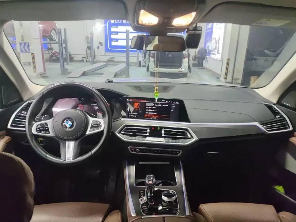 2021 BMW X5 3.0T 340HP L6 8AT,autocango,china used car exporter,china ev exporter,chinese used car exporter,chinese used ev exporter