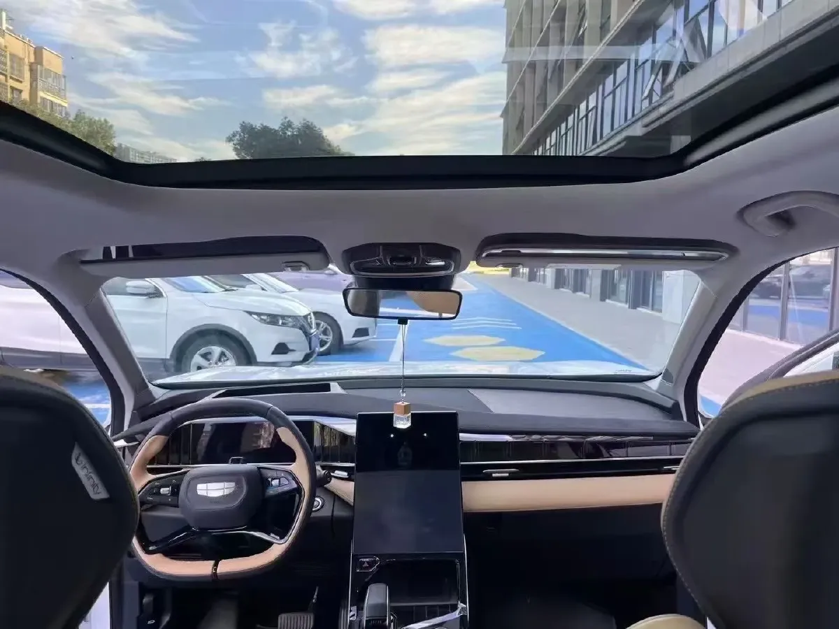 2023 Geely StarRay 2.0T 218HP L4 7DCT,autocango,china used car exporter,china ev exporter,chinese used car exporter,chinese used ev exporter