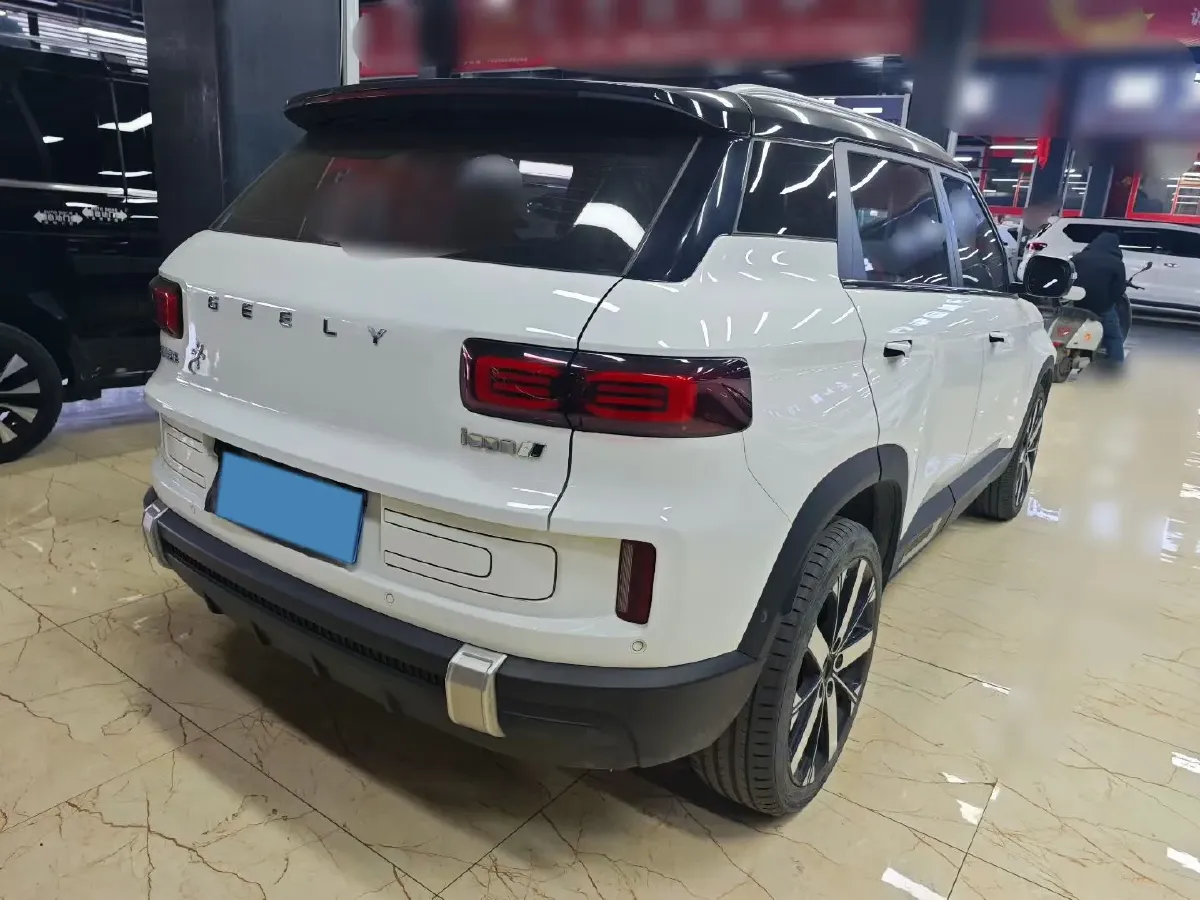 2023 Geely ICON 1.5T 181HP L4 7DCT,autocango,china used car exporter,china ev exporter,chinese used car exporter,chinese used ev exporter