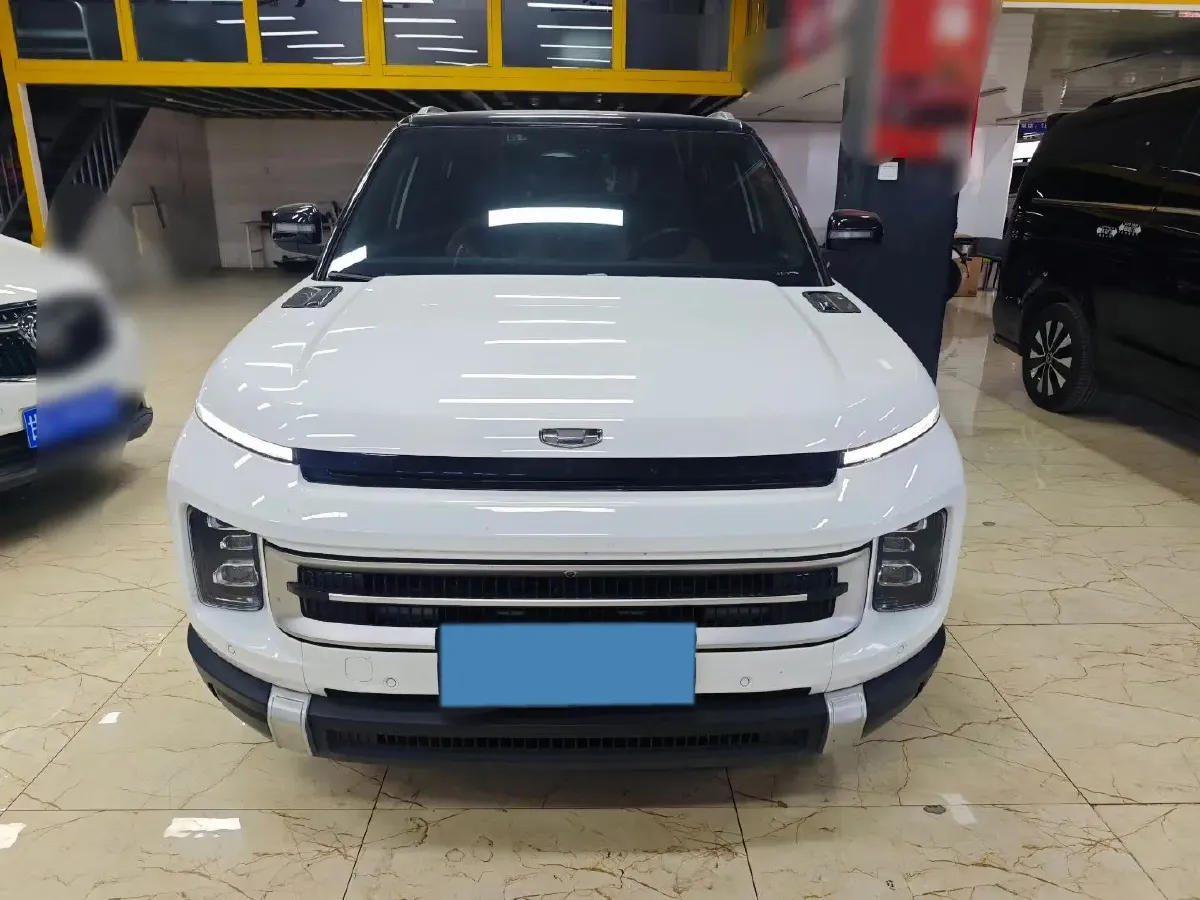 2023 Geely ICON 1.5T 181HP L4 7DCT,autocango,china used car exporter,china ev exporter,chinese used car exporter,chinese used ev exporter