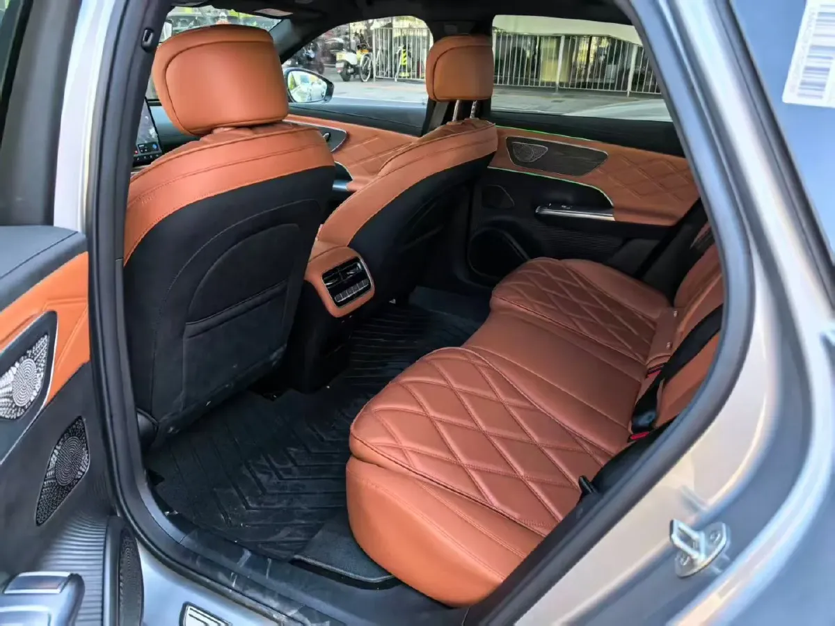 2025 Fulwin FulwinA9L 1.5T 156HP L4 1DHT PHEV,autocango,china used car exporter,china ev exporter,chinese used car exporter,chinese used ev exporter