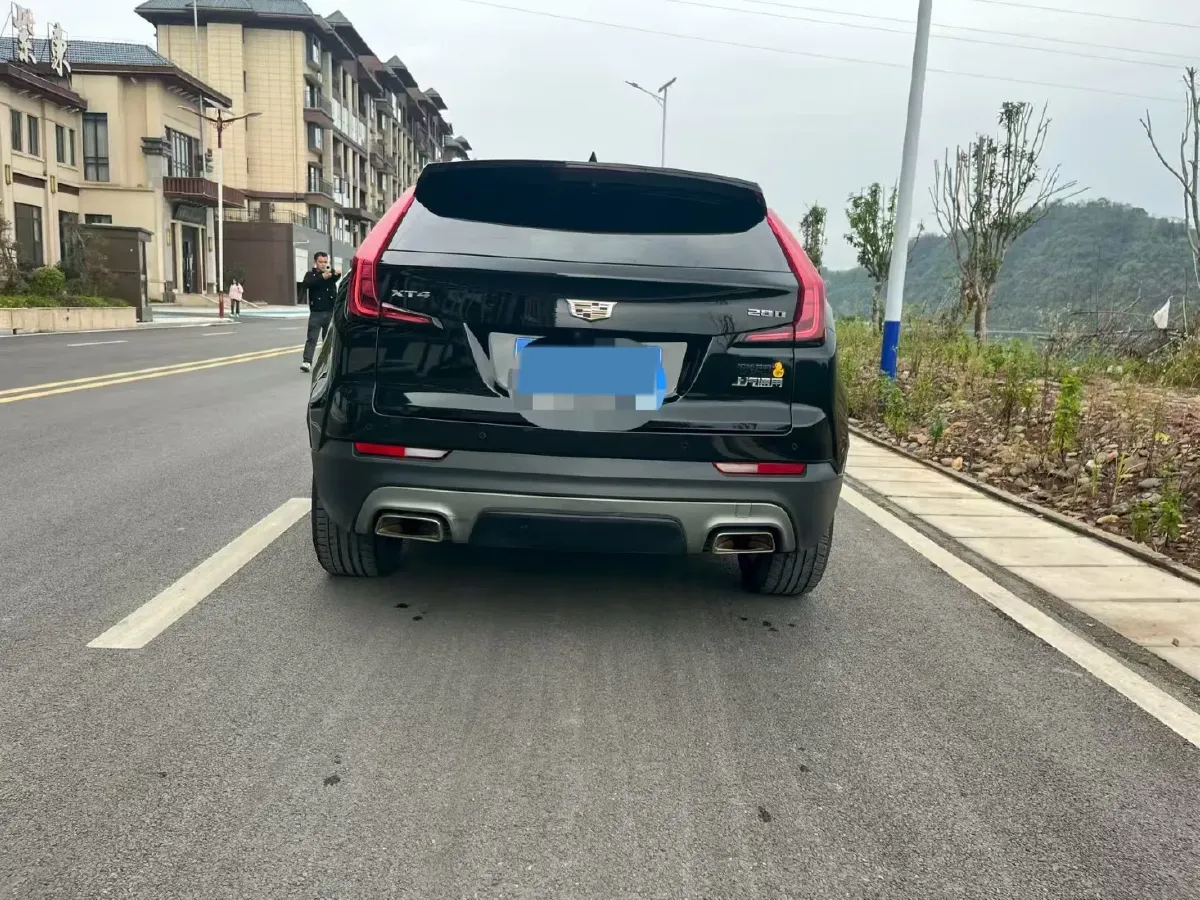 2020 Cadillac XT4 2.0T 241HP L4 9AT,autocango,china used car exporter,china ev exporter,chinese used car exporter,chinese used ev exporter