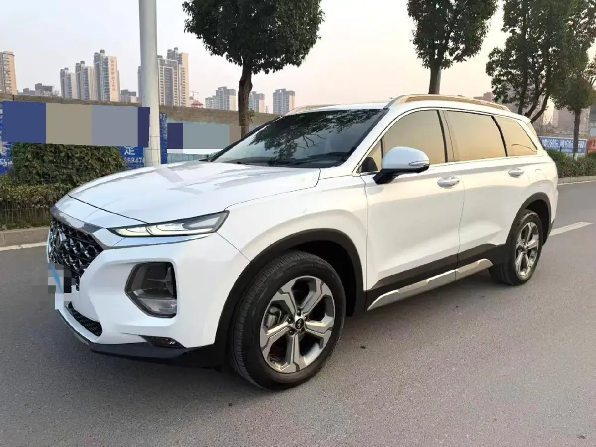 2019 Hyundai Santafe 2.0T 240HP L4 8AT