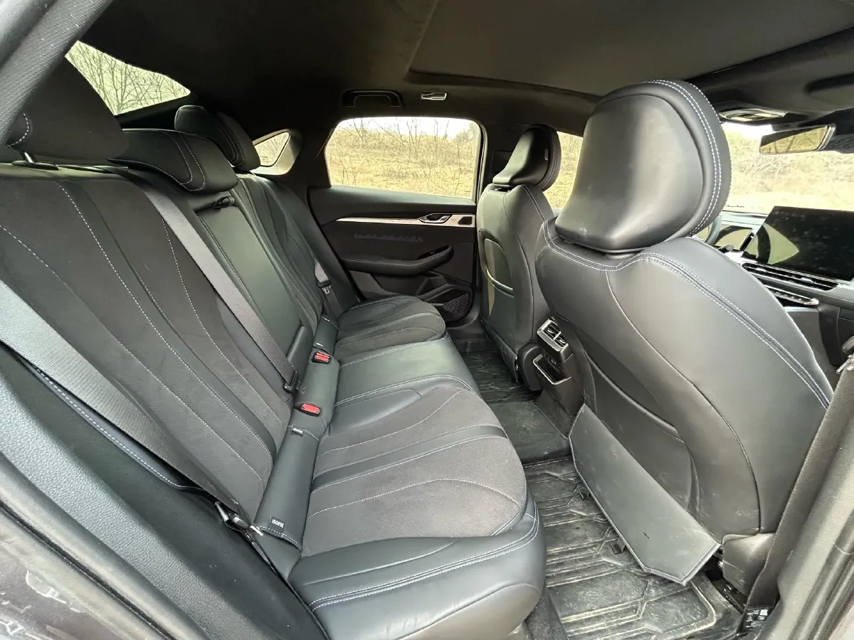 2025 Geely Preface 2.0T 238HP L4 8AT,autocango,china used car exporter,china ev exporter,chinese used car exporter,chinese used ev exporter