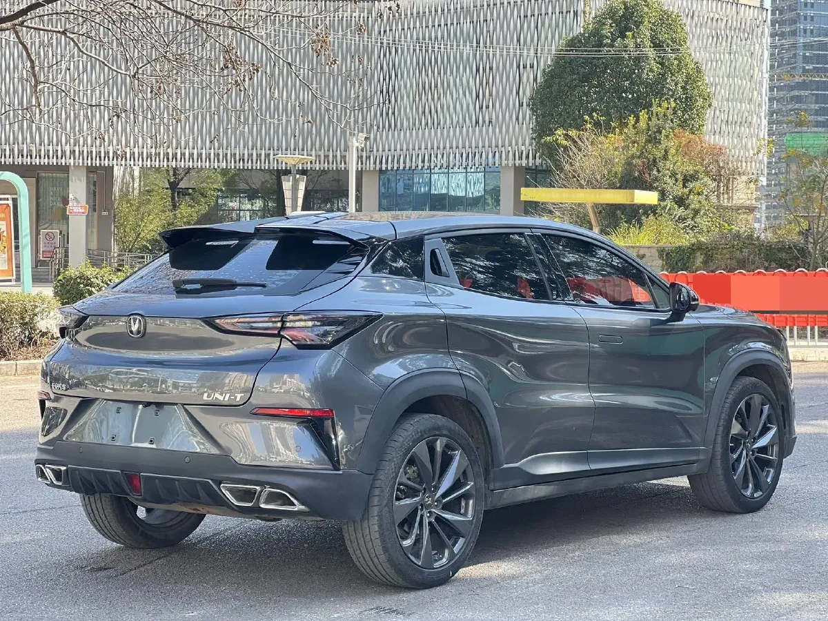 2020 ChangAn UNI-T 1.5T 180HP L4 7DCT,autocango,china used car exporter,china ev exporter,chinese used car exporter,chinese used ev exporter