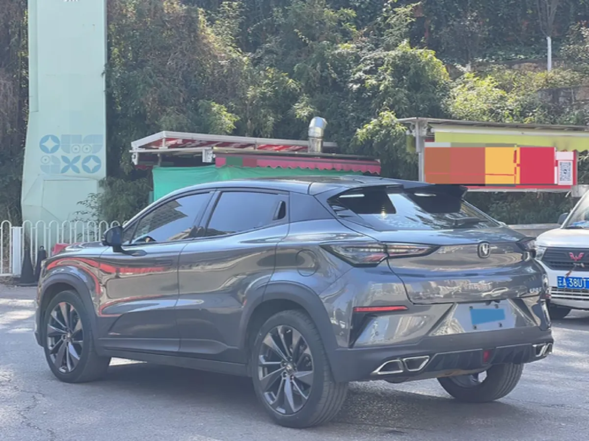 2020 ChangAn UNI-T 1.5T 180HP L4 7DCT,autocango,china used car exporter,china ev exporter,chinese used car exporter,chinese used ev exporter