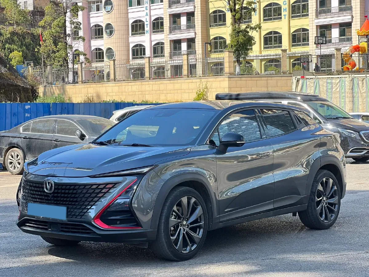 2020 ChangAn UNI-T 1.5T 180HP L4 7DCT,autocango,china used car exporter,china ev exporter,chinese used car exporter,chinese used ev exporter