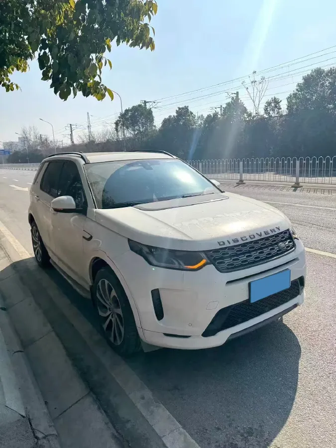 2020 Land Rover Discovery Sport 2.0T 249HP L4 9AT,autocango,china used car exporter,china ev exporter,chinese used car exporter,chinese used ev exporter