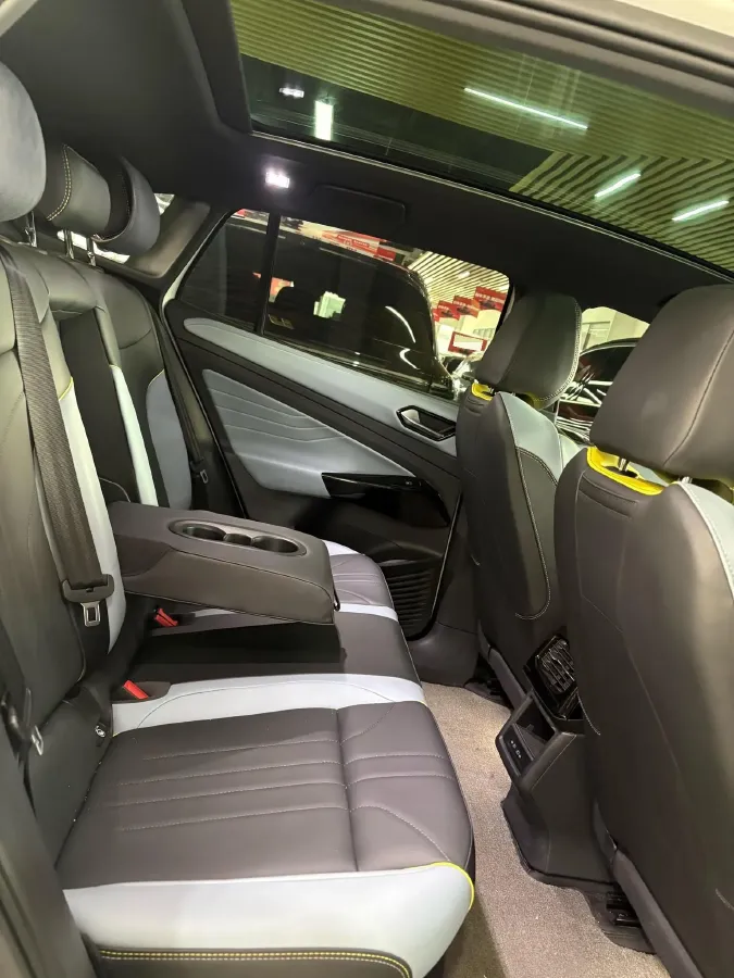 2025 Volkswagen ID.4 X BEV,autocango,china used car exporter,china ev exporter,chinese used car exporter,chinese used ev exporter