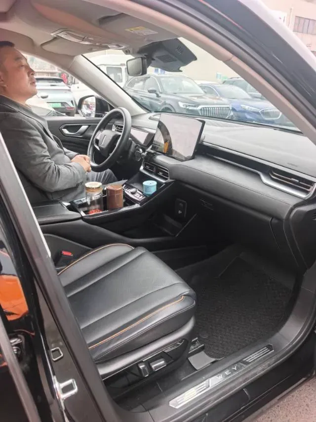 2022 WEY Latte DHT 1.5T 156HP L4 2DHT Hybrid,autocango,china used car exporter,china ev exporter,chinese used car exporter,chinese used ev exporter