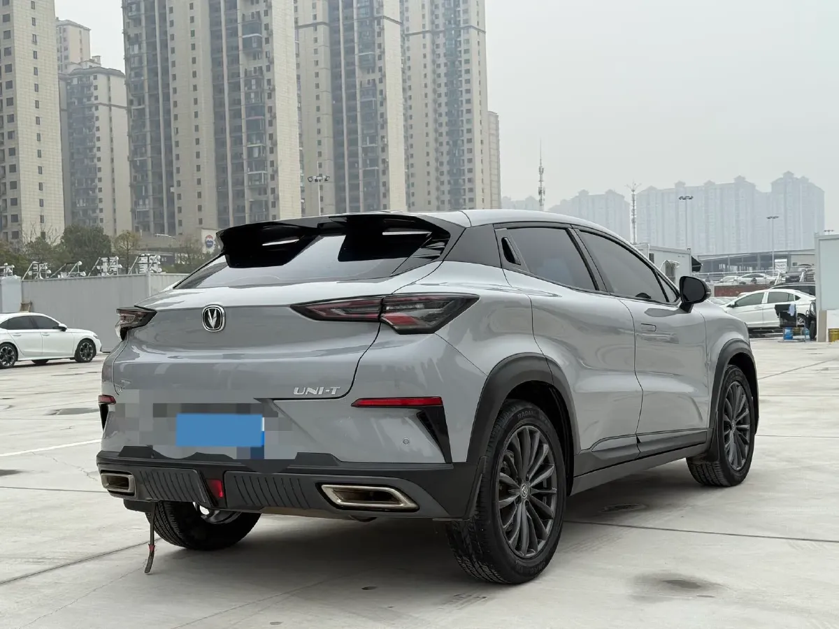 2022 ChangAn UNI-T 1.5T 188HP L4 7DCT,autocango,china used car exporter,china ev exporter,chinese used car exporter,chinese used ev exporter