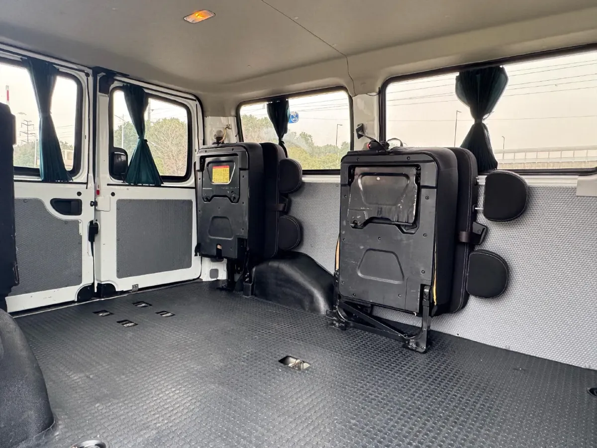 2019 FHA LeiShen 2.5T 129HP L4 6MT,autocango,china used car exporter,china ev exporter,chinese used car exporter,chinese used ev exporter