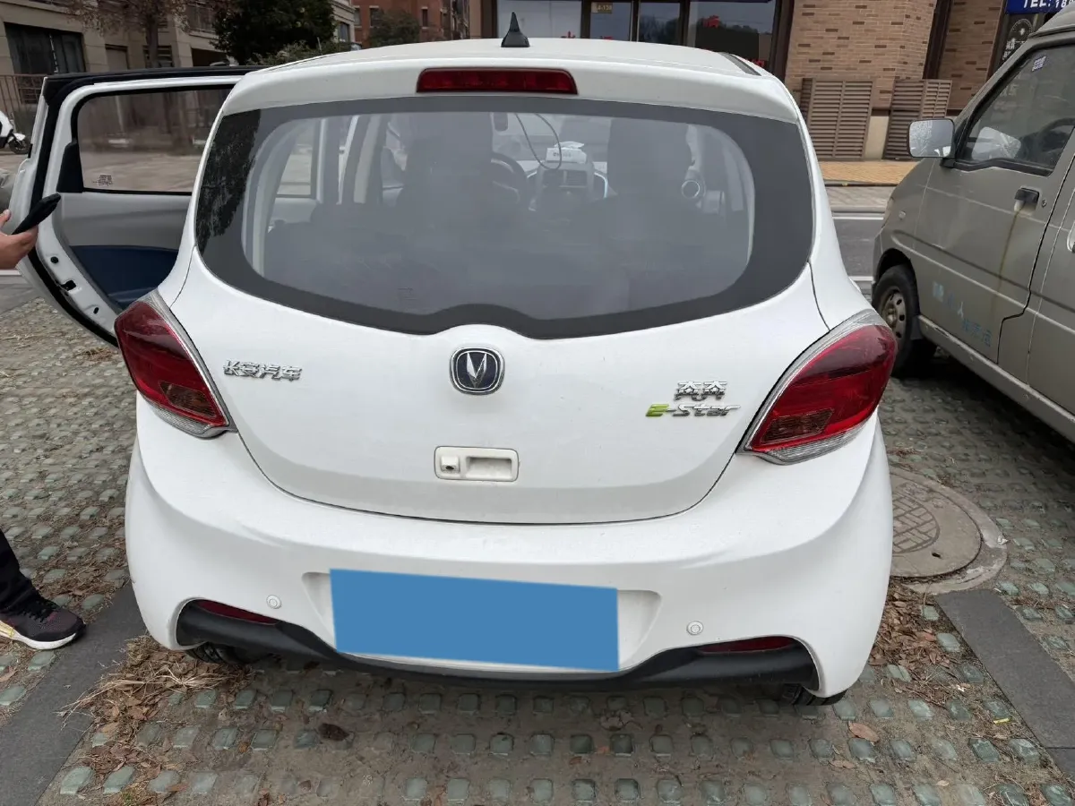 2021 ChangAn BenBen E-Star BEV 32.2KWH,autocango,china used car exporter,china ev exporter,chinese used car exporter,chinese used ev exporter