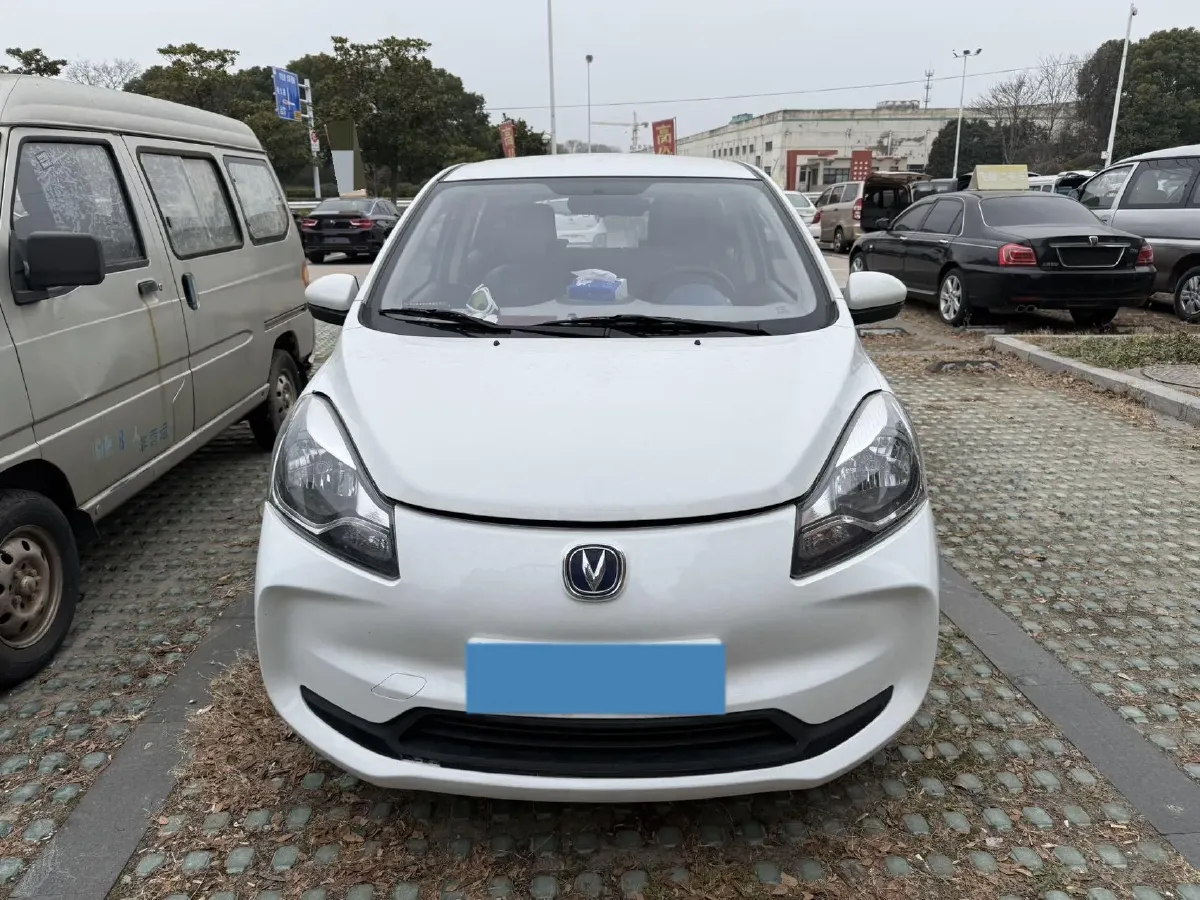 2021 ChangAn BenBen E-Star BEV 32.2KWH,autocango,china used car exporter,china ev exporter,chinese used car exporter,chinese used ev exporter