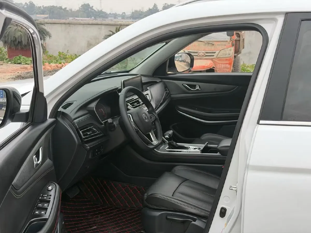 2022 ChangAn CS75 1.5T 180HP L4 7DCT,autocango,china used car exporter,china ev exporter,chinese used car exporter,chinese used ev exporter