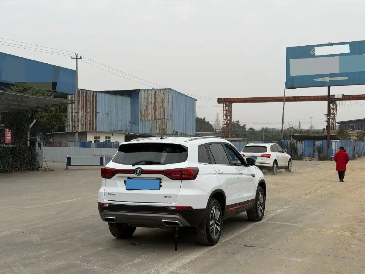 2022 ChangAn CS75 1.5T 180HP L4 7DCT,autocango,china used car exporter,china ev exporter,chinese used car exporter,chinese used ev exporter