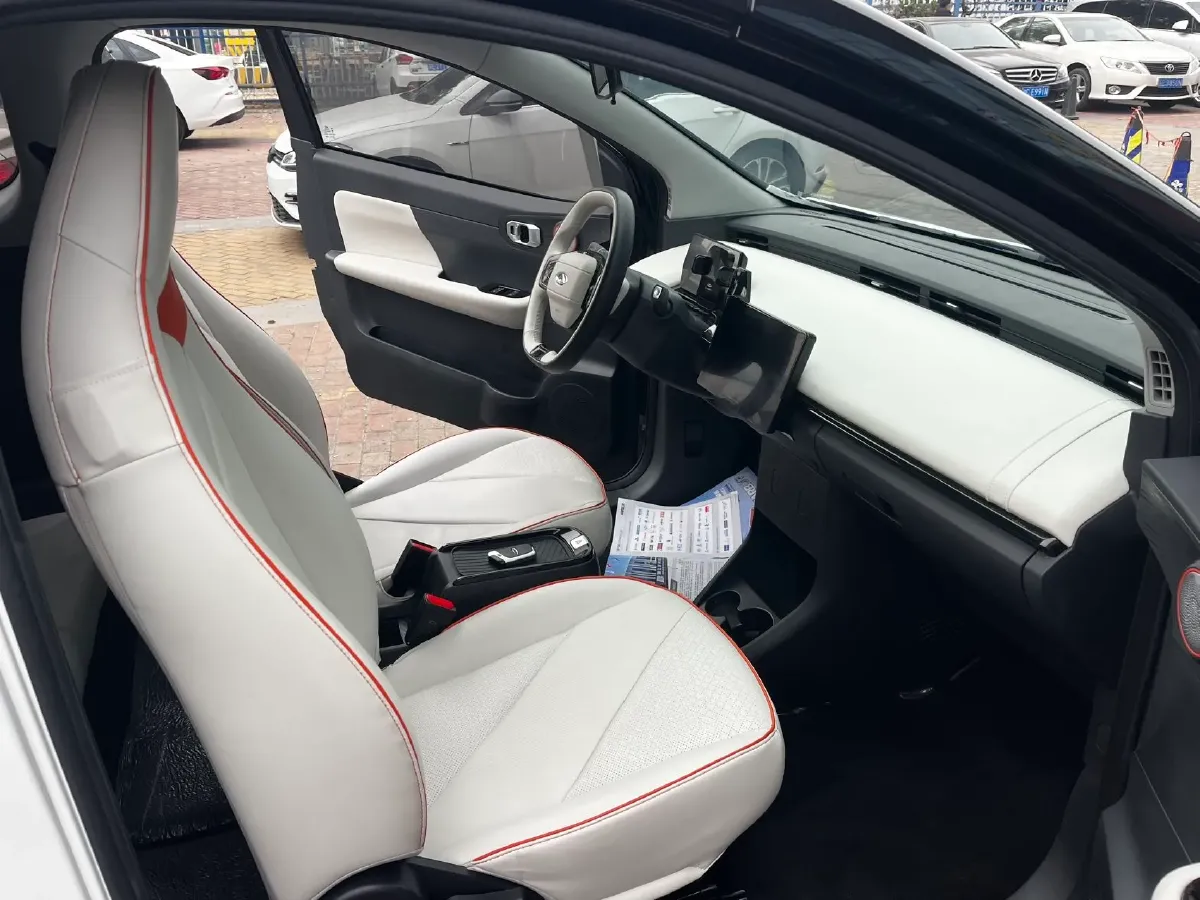 2024 Ruichi Auto EC35 BEV 38.64KWH,autocango,china used car exporter,china ev exporter,chinese used car exporter,chinese used ev exporter