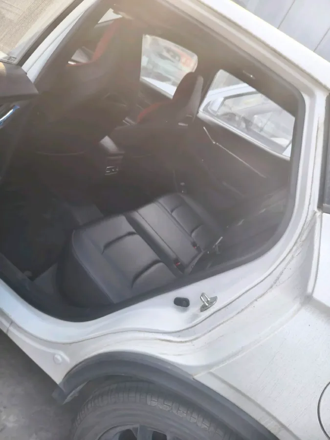 2024 ChangAn X5 PLUS 1.5T 188HP L4 7DCT,autocango,china used car exporter,china ev exporter,chinese used car exporter,chinese used ev exporter