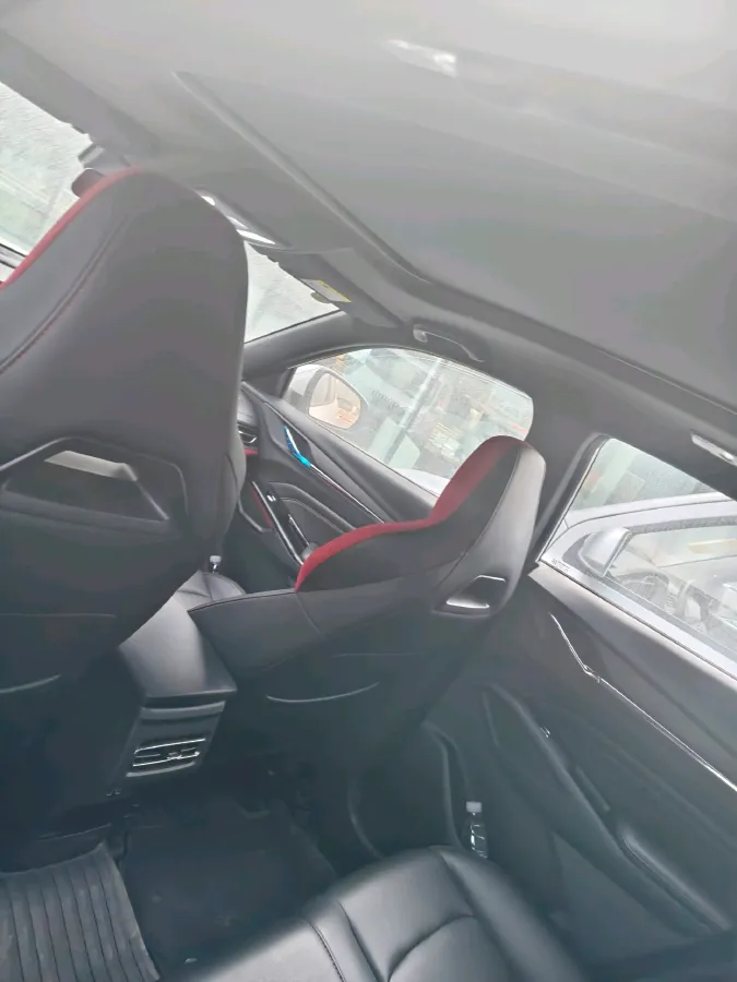 2024 ChangAn X5 PLUS 1.5T 188HP L4 7DCT,autocango,china used car exporter,china ev exporter,chinese used car exporter,chinese used ev exporter