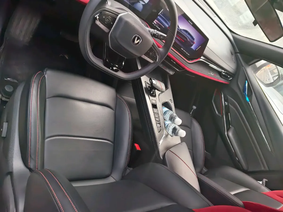 2024 ChangAn X5 PLUS 1.5T 188HP L4 7DCT,autocango,china used car exporter,china ev exporter,chinese used car exporter,chinese used ev exporter