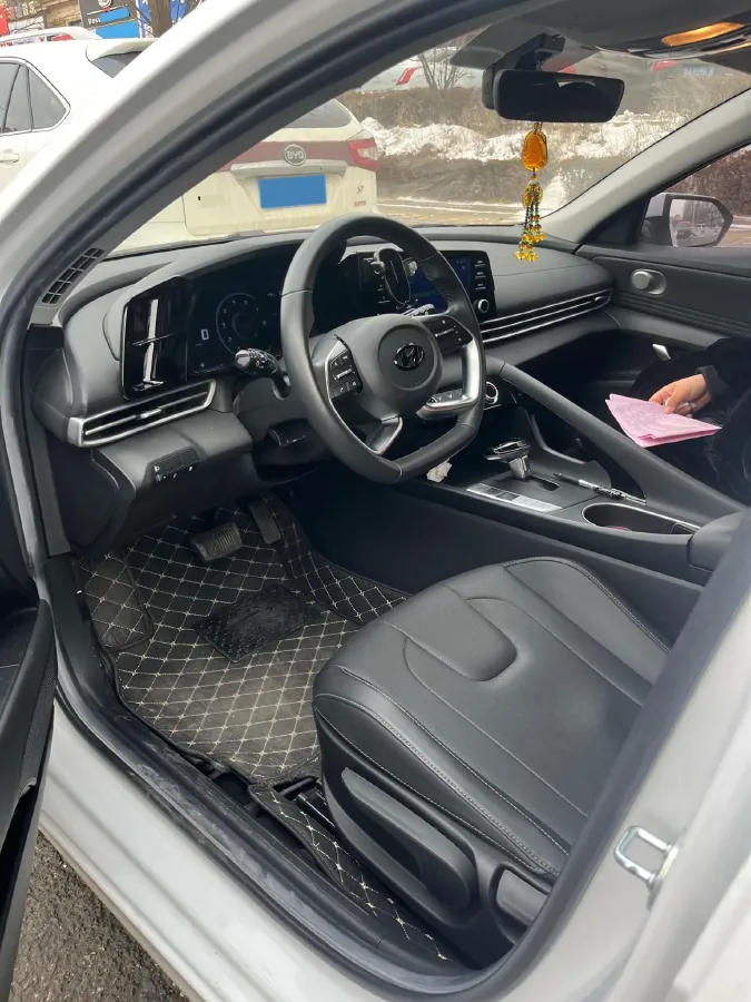 2021 Hyundai Elantra 1.5L 115HP L4 CVT,autocango,china used car exporter,china ev exporter,chinese used car exporter,chinese used ev exporter