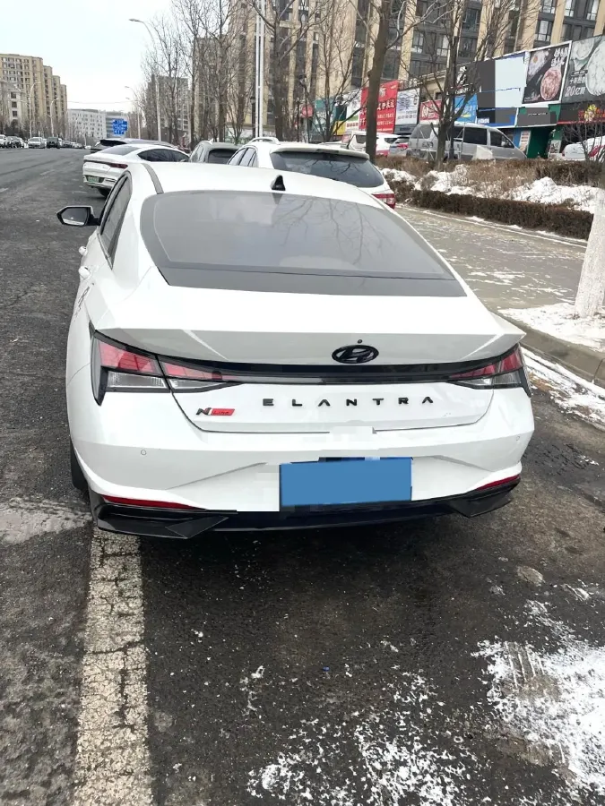 2021 Hyundai Elantra 1.5L 115HP L4 CVT,autocango,china used car exporter,china ev exporter,chinese used car exporter,chinese used ev exporter