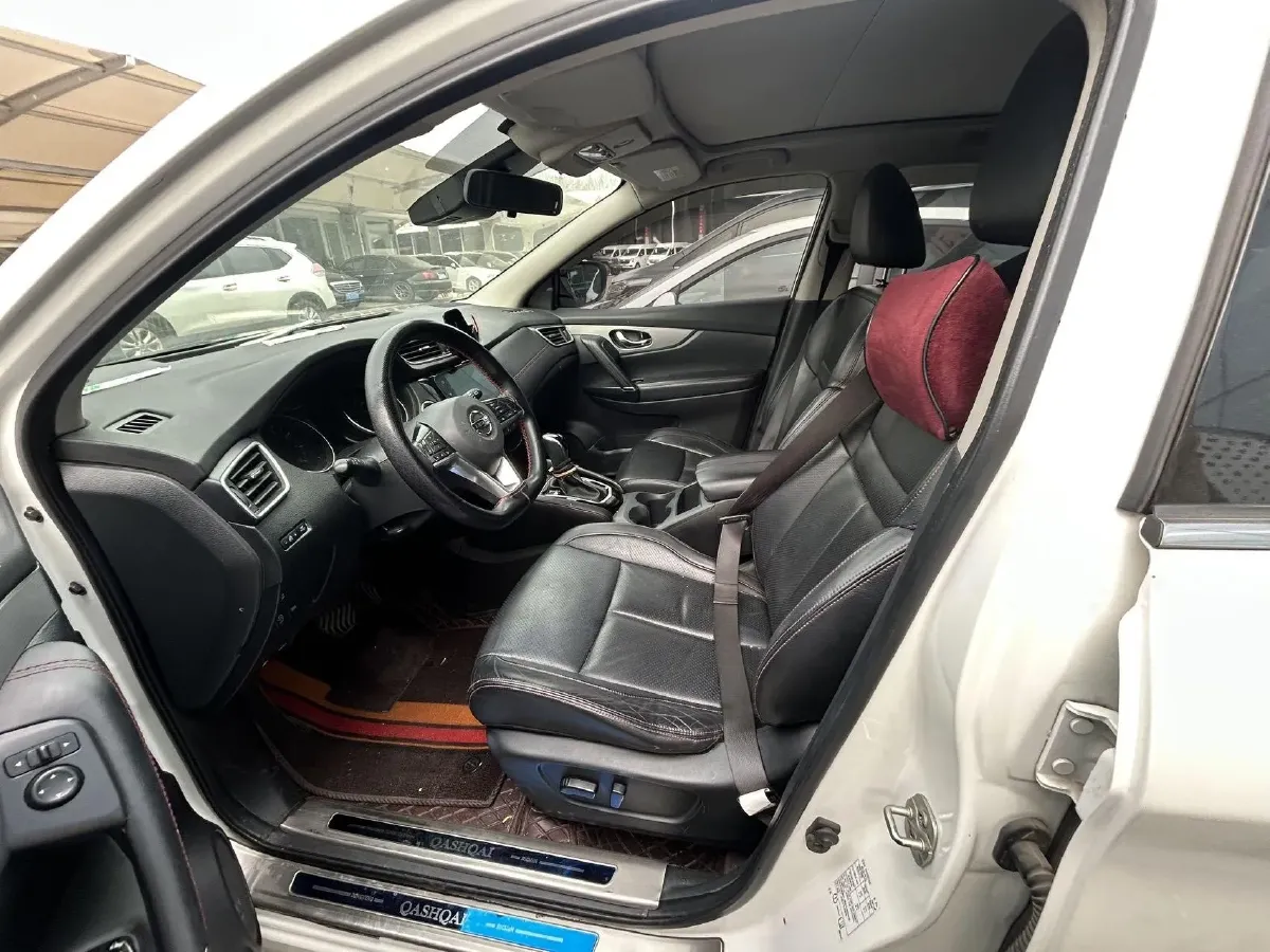 2021 Nissan Qashqai 2.0L 151HP L4 CVT,autocango,china used car exporter,china ev exporter,chinese used car exporter,chinese used ev exporter