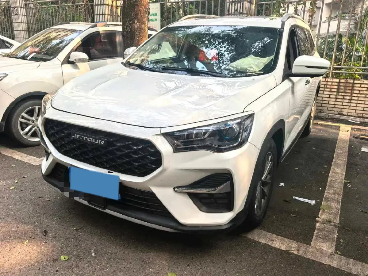 2020 Jetour X90 1.5T 156HP L4 6MT