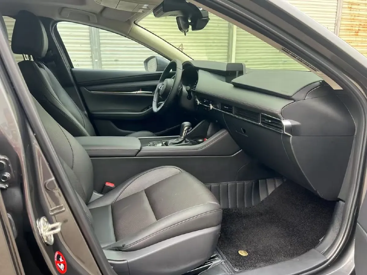 2023 Mazda 3 Axela 2.0L 158HP L4 6AT,autocango,china used car exporter,china ev exporter,chinese used car exporter,chinese used ev exporter