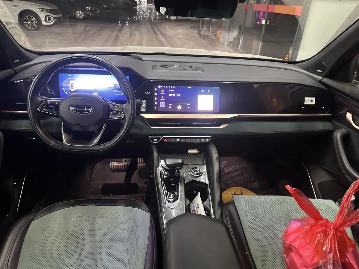 2021 Geely Monjaro 2.0T 238HP L4 8AT,autocango,china used car exporter,china ev exporter,chinese used car exporter,chinese used ev exporter