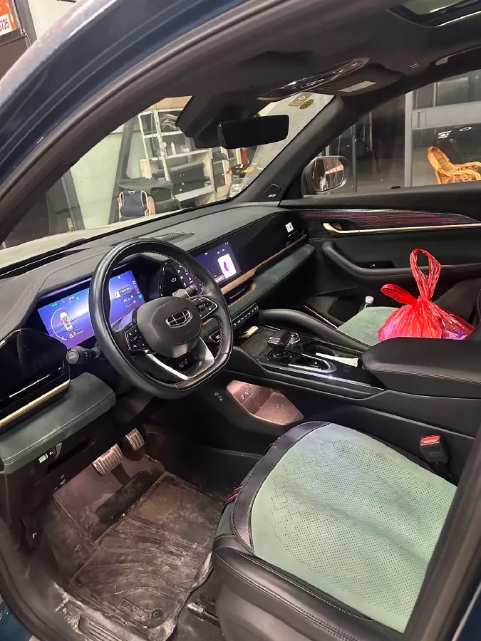 2021 Geely Monjaro 2.0T 238HP L4 8AT,autocango,china used car exporter,china ev exporter,chinese used car exporter,chinese used ev exporter