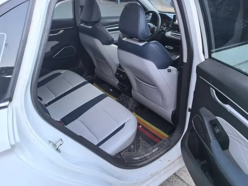 2022 Geely Emgrand 1.5L 114HP L4 CVT,autocango,china used car exporter,china ev exporter,chinese used car exporter,chinese used ev exporter